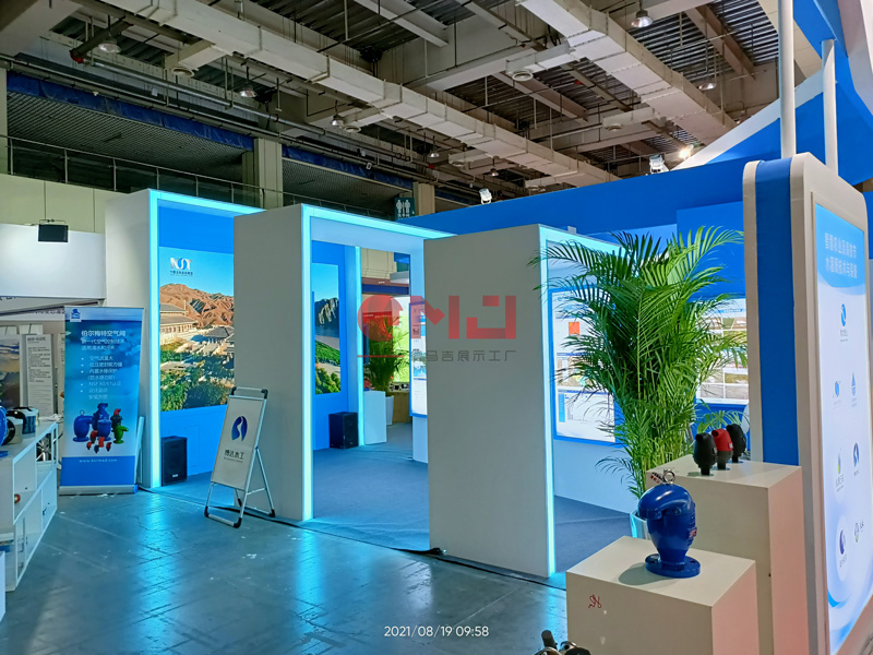 該如何進(jìn)行展臺搭建布置？
